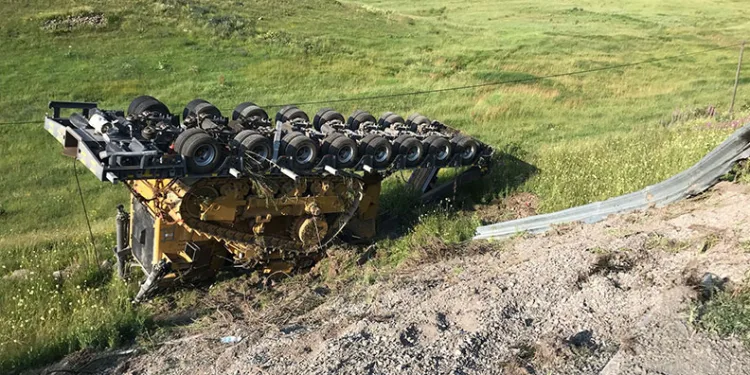 Elektrikli bisiklet ile motosiklet çarpıştı: 1 ağır yaralı