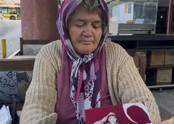 Engelli oğlu 1 aydır kayıp, gözü yollarda kaldı