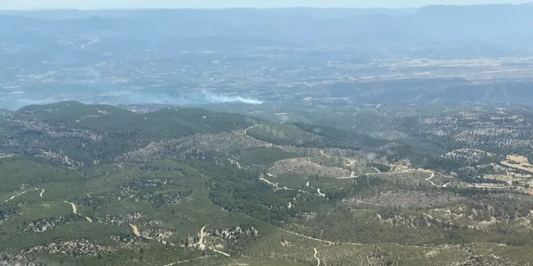 Silivri’de tarım arazisi yangını