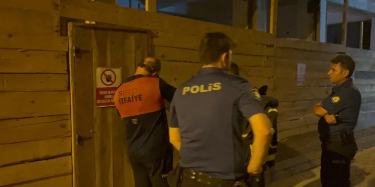Alkollü ve ehliyetsiz sürücünün kontrolünden çıkan araç şarampole takla attı: 2 yaralı