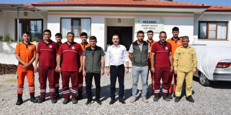 Alkollü ve ehliyetsiz sürücünün kontrolünden çıkan araç şarampole takla attı: 2 yaralı