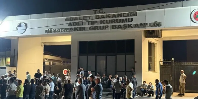 Kastamonu’da hafif ticari araç yamaca çarptı: 1 yaralı