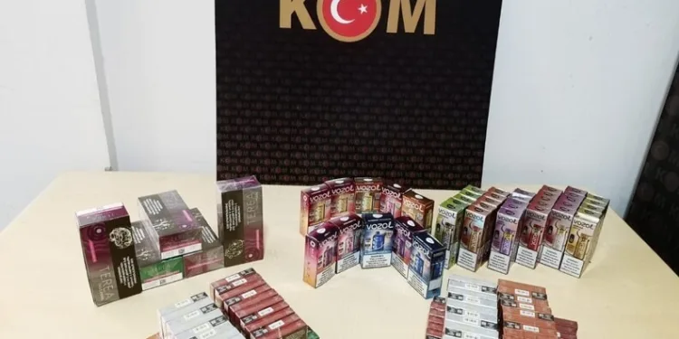 Tırpanla ot biçerken parmağını kopardı