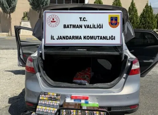 Tırpanla ot biçerken parmağını kopardı