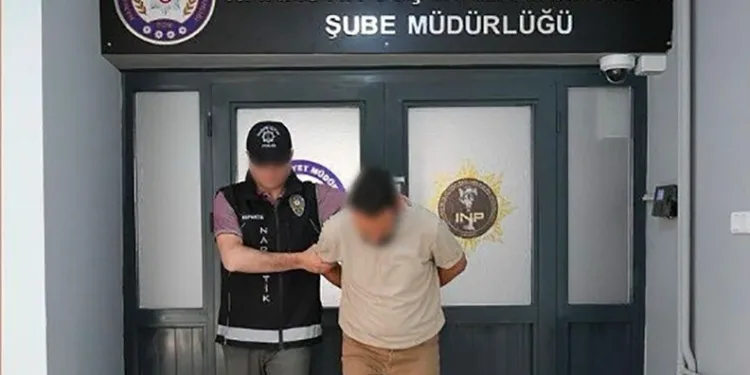 Aydın açıklarında 24 düzensiz göçmen yakalandı