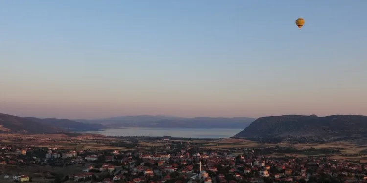 Kütahya’da sahipsiz sokak hayvanlarına doğal yaşam alanı