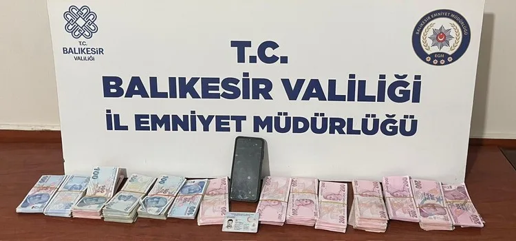 Bandırma’da polis kılığında 1 milyonluk dolandırıcılığa suçüstü