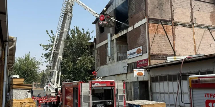 Kuşadası’nda alkollü sürücü tutuklandı