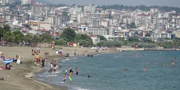 Kuraklık ve orman yangınları Düzmeşe Benti’nin adeta kuruttu