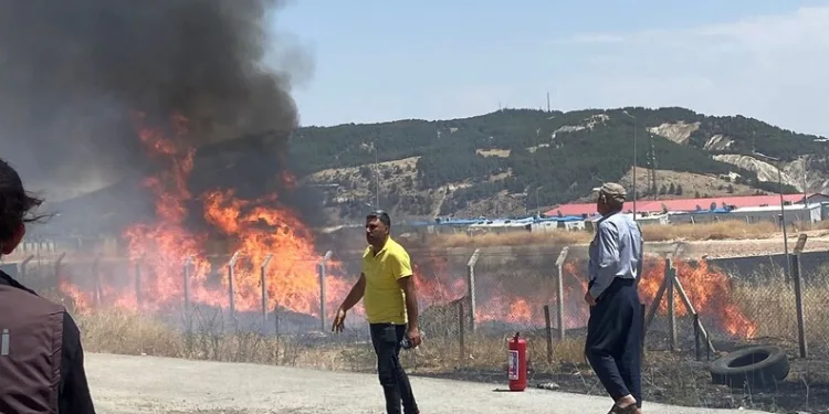 Isparta’da aranan 3 şahıs yakalanarak cezaevine gönderildi