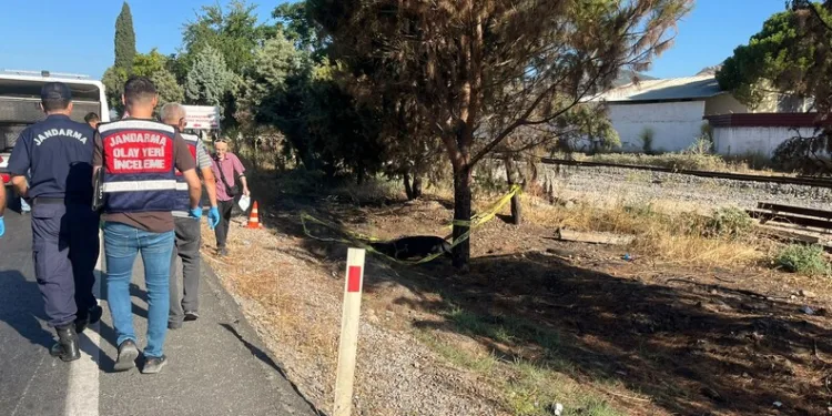 Elektrikli bisiklet ile motosiklet çarpıştı: 1 ağır yaralı
