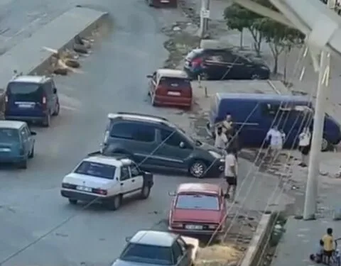 Elektrikli bisiklet ile motosiklet çarpıştı: 1 ağır yaralı