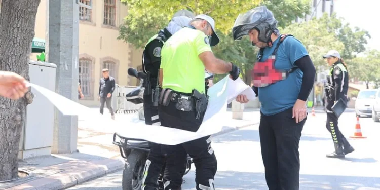 Osmaniye’de anız yangını dron ile görüntülendi