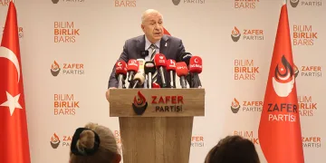 Ümit Özdağ: “Türkiye tehlikede”