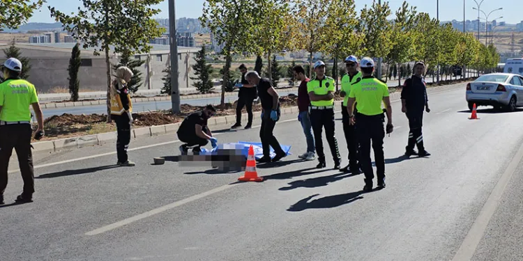 Şanlıurfa’da otomobilin çarptığı yaya öldü