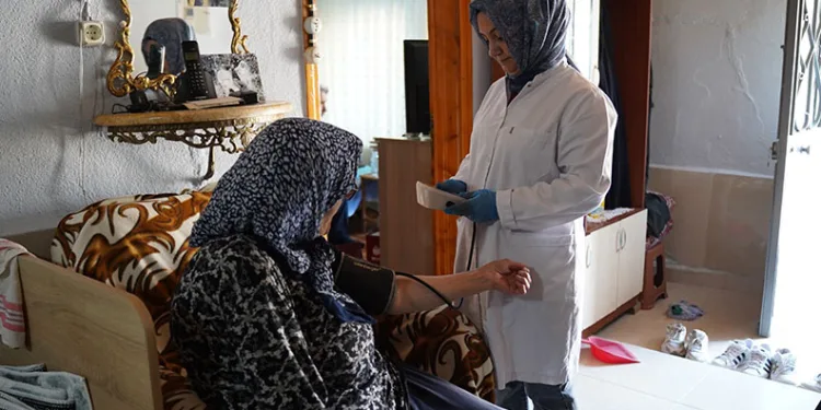 Orhangazi Belediyesi’nden Dutluca Mahallesi’nde BüyükAile Çalışması