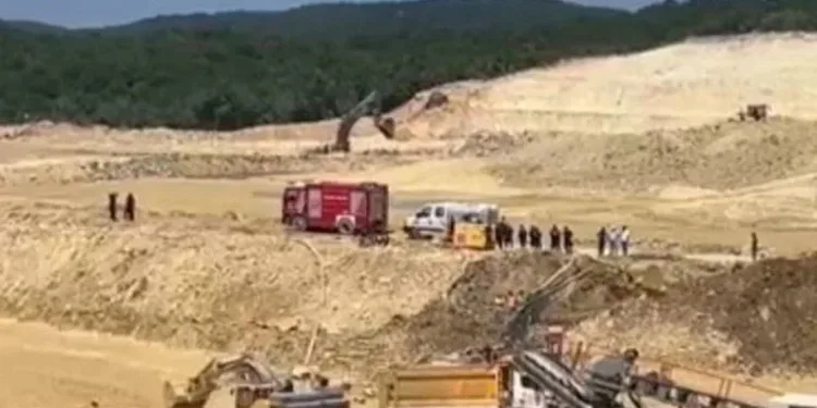 Çatalca’da kum ocağında göçük