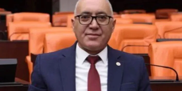 Doğan Demir partisinden istifa etti
