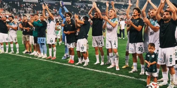 Bursaspor Zafer Bayramı’nda 1-0 kazandı