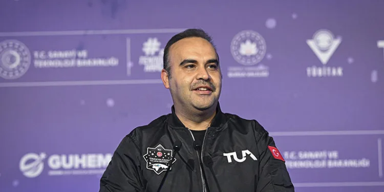 Bakan Kacır’dan TÜBİTAK Gökyüzü Gözlem Etkinliğine davet