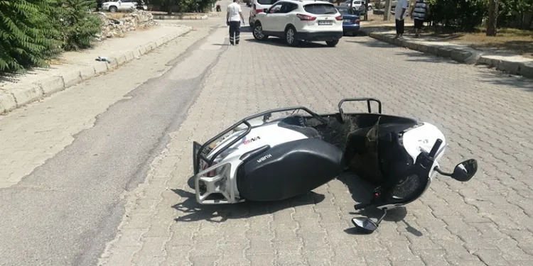 Isparta’da motosiklet kazası: 2 yaralı