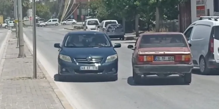 Denizli DESKİ’nin ihmali sürücülere zor anlar yaşattı