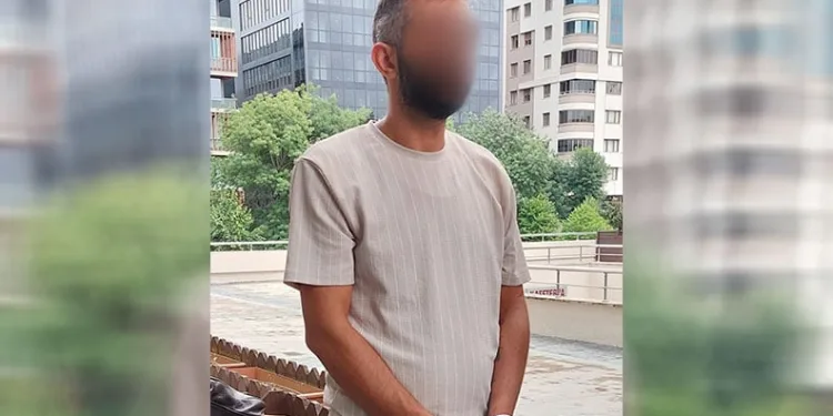 Aldattığını eşine anlatan iş arkadaşını bıçakladı
