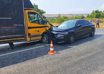 Bursa’da kafa kafaya kaza: 6 yaralı