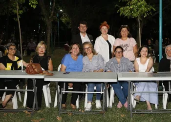 Ataevler Mahallesi’nde renkli gece