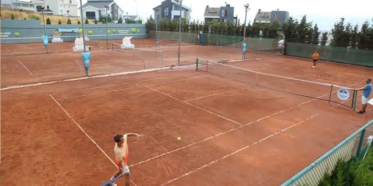 Nilüfer’de tenis heyecanı sona erdi  