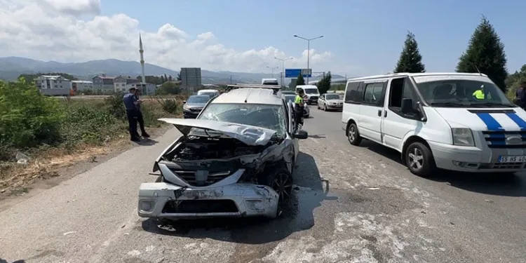 Samsun’da zincirleme trafik kazası: 6 yaralı