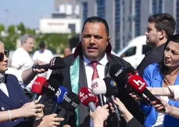 Avukat Rezan Epözdemir gözaltına alındı