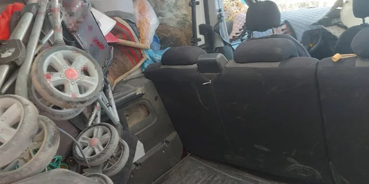 Ehliyetsiz genç kaza yaptı, araçtaki 3 kişi yaralandı
