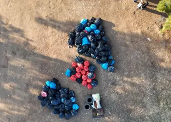 Bursa’da onlarca cam şişe topladılar