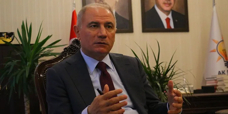 “Türkiye’yi prangalarından kurtarmak için çalışıyoruz”