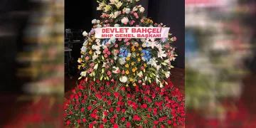 Bahçeli’den AK Parti’ye anlamlı çiçek