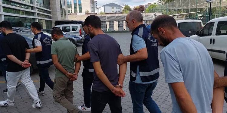 “Savcı ve polisiz” diye telefonla dolandırıcılık yapan 6 kişi tutuklandı