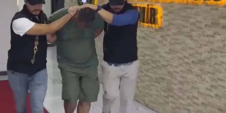 İzmir’de yaşlı çift evlerinde ölü bulundu