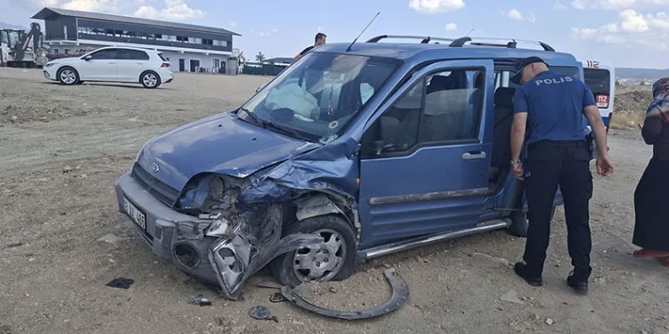 Kütahya Hisarcık’ta trafik kazası: 2 yaralı