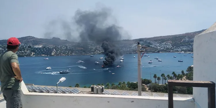 Bodrum’da tekne yangını