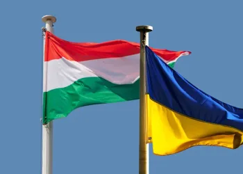 Ukrayna’yı elektriğini kesmekle tehdit etti