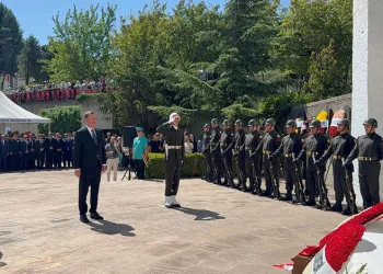Celal Bayar kabri başında anıldı