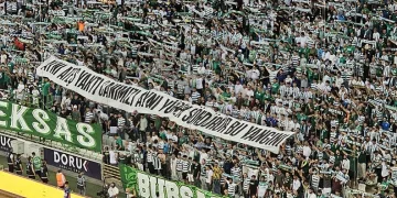 Bursaspor Eskişehirspor maçında orman şehitleri anıldı