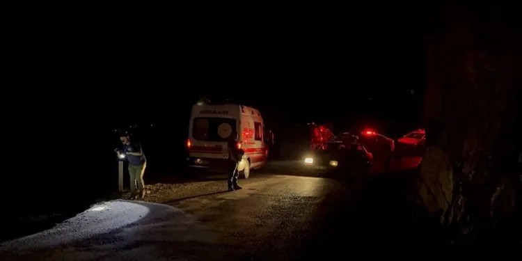 Adana’da otomobil uçuruma yuvarlandı: 5 ölü