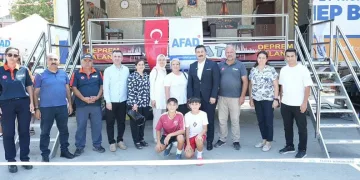 Deprem Simülasyon Tırı’na Yenişehirlilerden yoğun ilgi