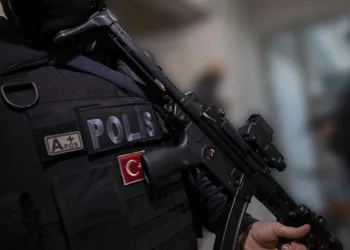 İki ilde uyuşturucu operasyonu