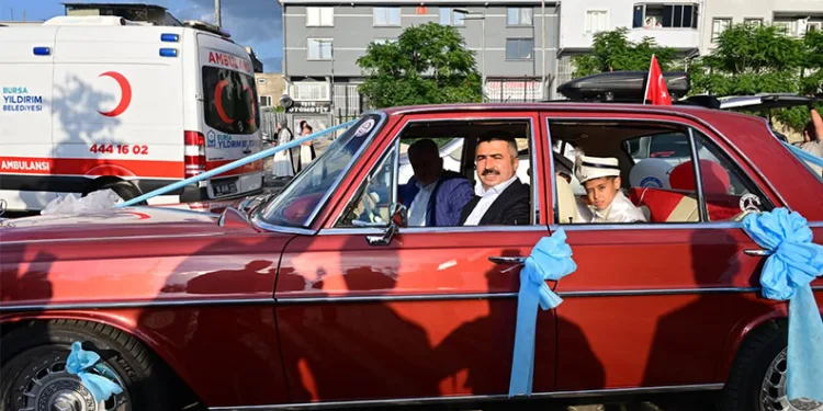 Yıldırım’da 600 çocuk için sünnet şöleni