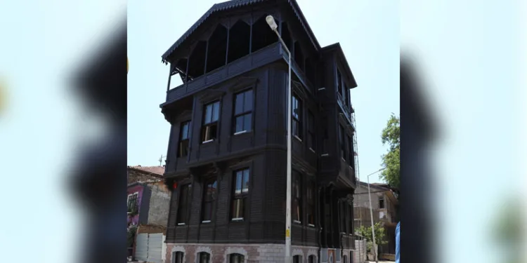Cumhuriyet Galerisi Kapılarını Açıyor