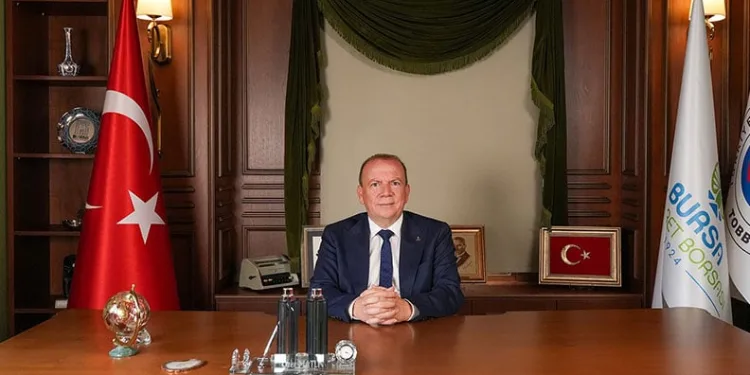Böyle düğün görülmedi, anne deveye sünnet çocuğu Midilliye bindi