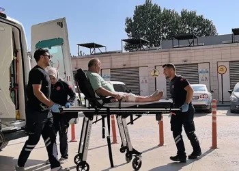 Bursa’da spiralle bacağını kesen işçi hastaneye kaldırıldı